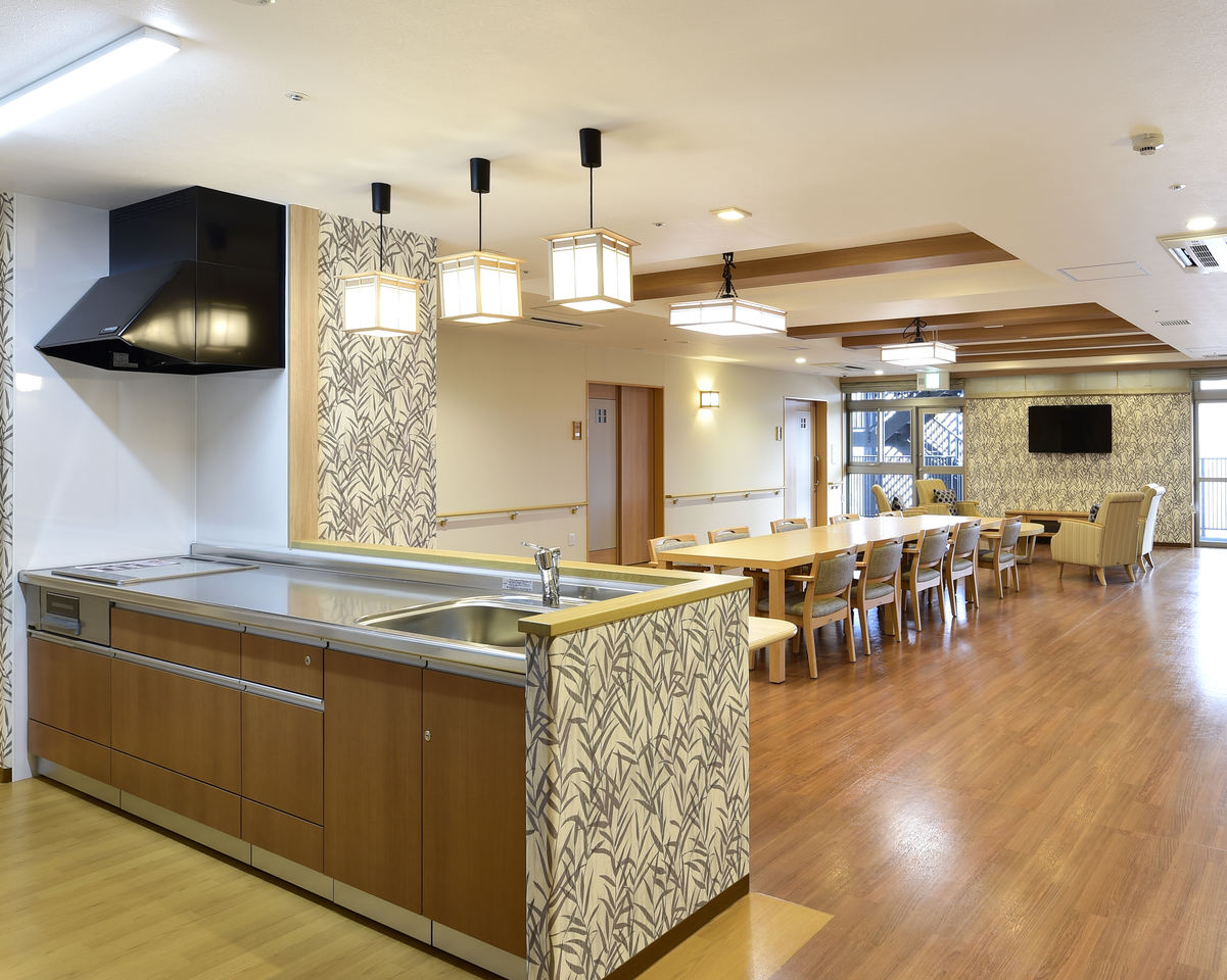 【CareNavi】（ケアナビ） | 医療・歯科・介護・保育の求人‎