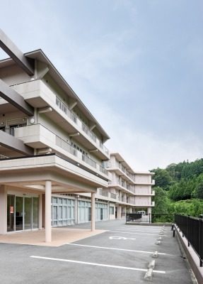 【CareNavi】（ケアナビ） | 医療・歯科・介護・保育の求人‎