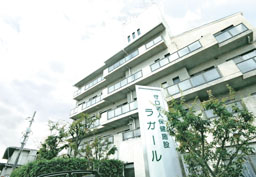 【CareNavi】（ケアナビ） | 医療・歯科・介護・保育の求人‎