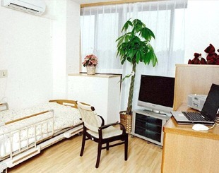 【CareNavi】（ケアナビ） | 医療・歯科・介護・保育の求人‎