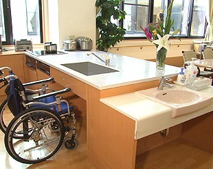 【CareNavi】（ケアナビ） | 医療・歯科・介護・保育の求人‎