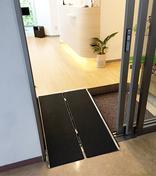 【CareNavi】（ケアナビ） | 医療・歯科・介護・保育の求人‎