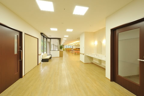 【CareNavi】（ケアナビ） | 医療・歯科・介護・保育の求人‎