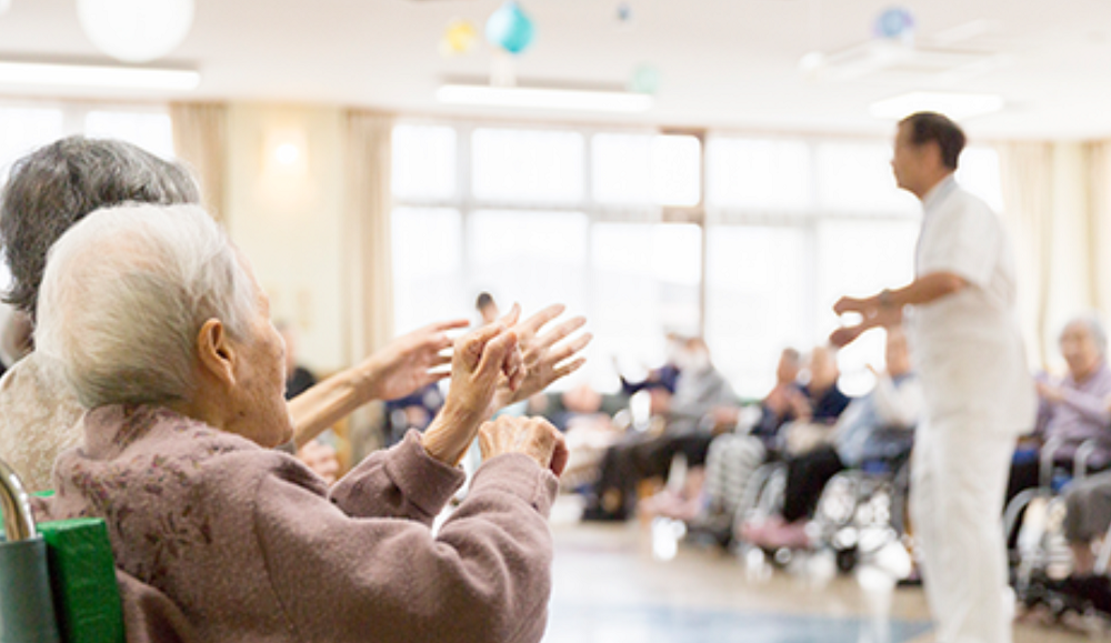 【CareNavi】（ケアナビ） | 医療・歯科・介護・保育の求人‎