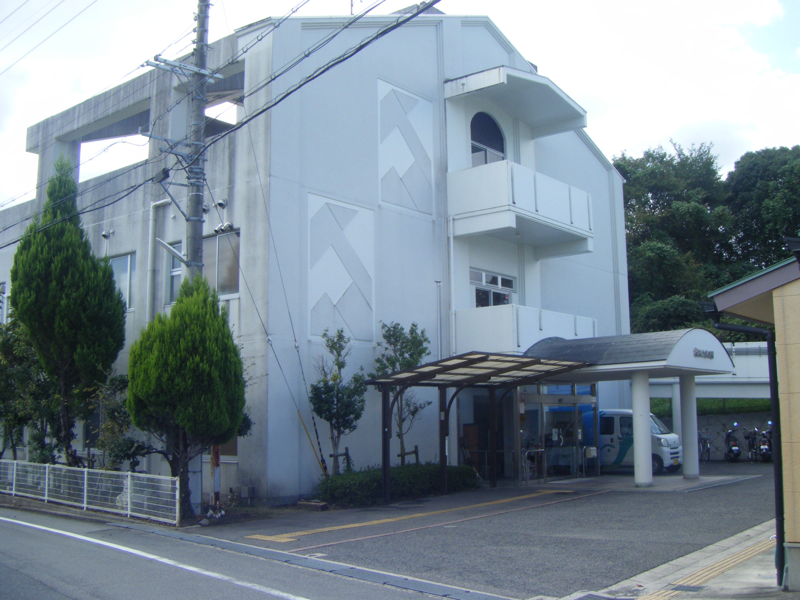 【CareNavi】（ケアナビ） | 医療・歯科・介護・保育の求人‎