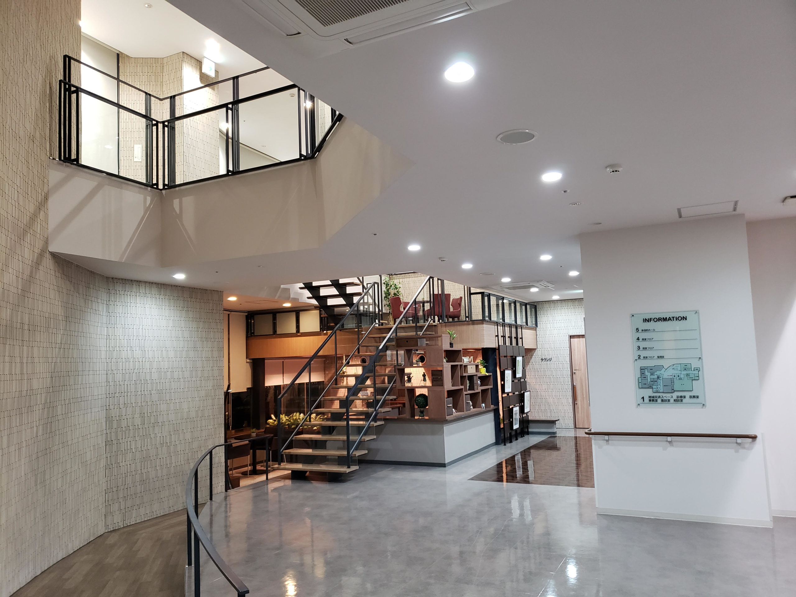 【CareNavi】（ケアナビ） | 医療・歯科・介護・保育の求人‎