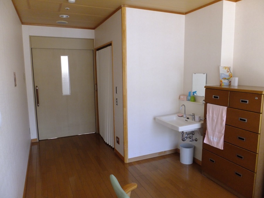 【CareNavi】（ケアナビ） | 医療・歯科・介護・保育の求人‎