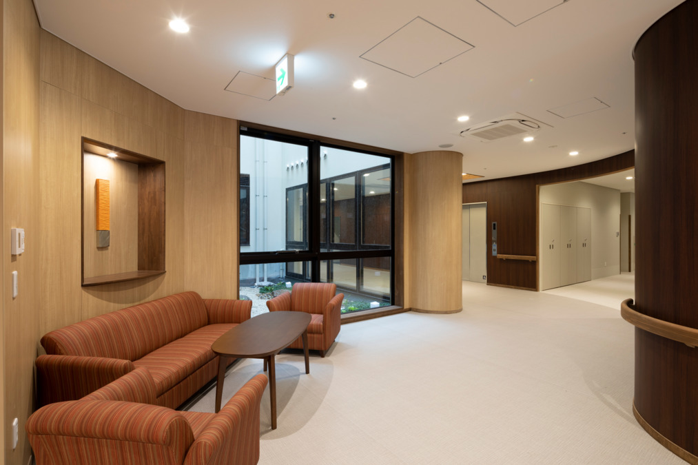 【CareNavi】（ケアナビ） | 医療・歯科・介護・保育の求人‎