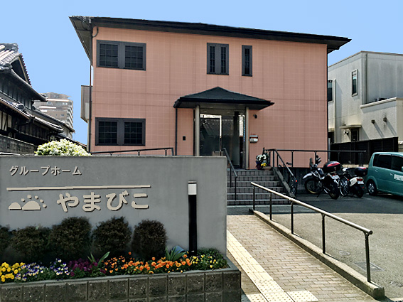 【CareNavi】（ケアナビ） | 医療・歯科・介護・保育の求人‎